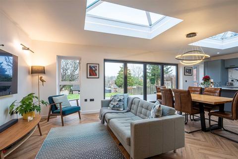 17 Harcourt Drive, Sutton Coldfield, B74 4LJ
