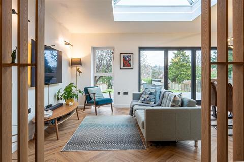 17 Harcourt Drive, Sutton Coldfield, B74 4LJ