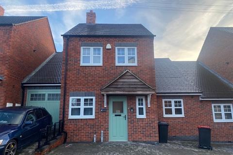 3 bedroom detached house to rent, Chancery Lane, Nuneaton