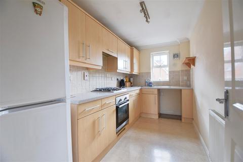 9 Nazareth Close, Bexhill-on-sea, TN40 2LF