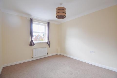 9 Nazareth Close, Bexhill-on-sea, TN40 2LF