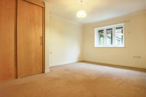 2 bedroom retirement property for sale, London Road, East Grinstead, RH19