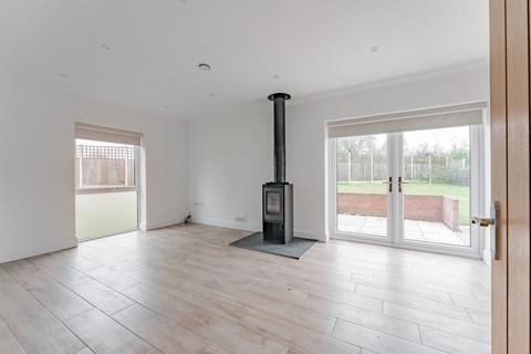 10 Blenheim Drive, Swanton Morley, Dereham, NR20 4TF