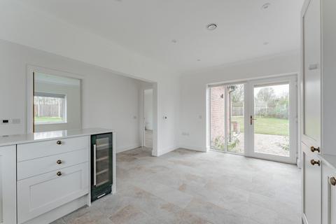 10 Blenheim Drive, Swanton Morley, Dereham, NR20 4TF