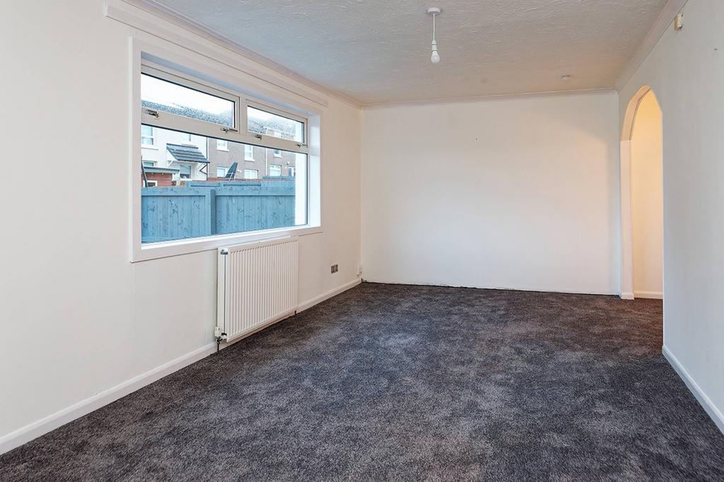 74 Nevis Avenue, Hamilton, ML3 8UB 4 bed end of terrace house for sale