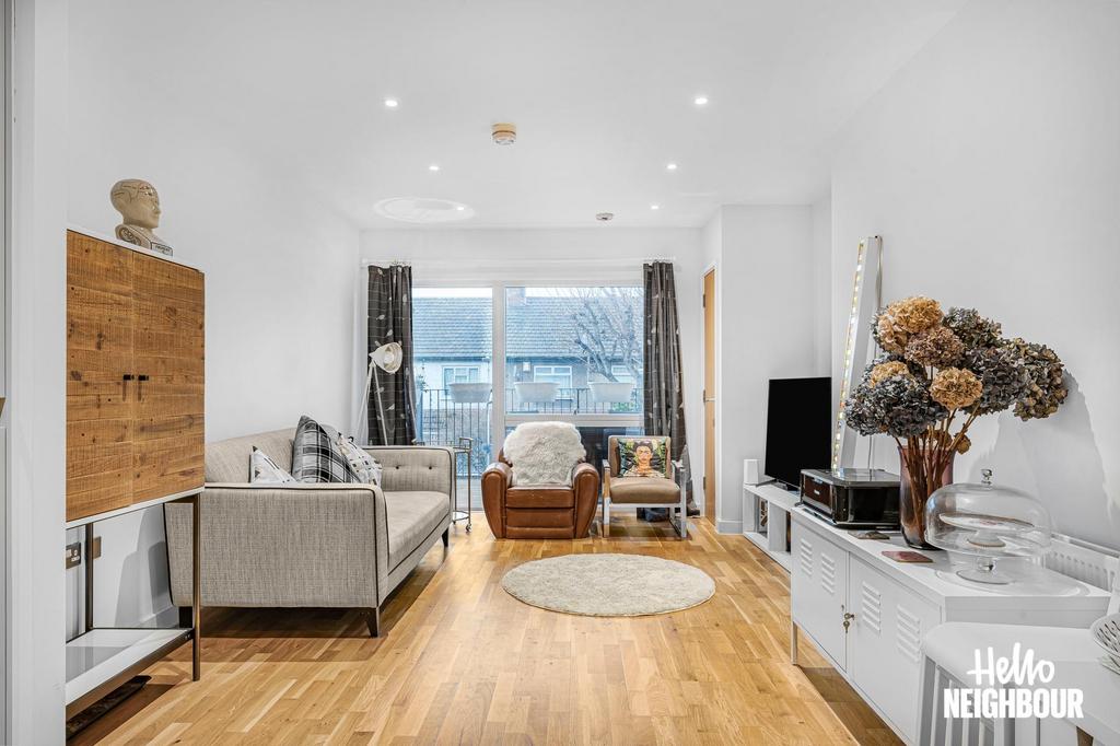 Hollybush Street, London, E13 1 bed apartment £1,650 pcm (£381 pw)
