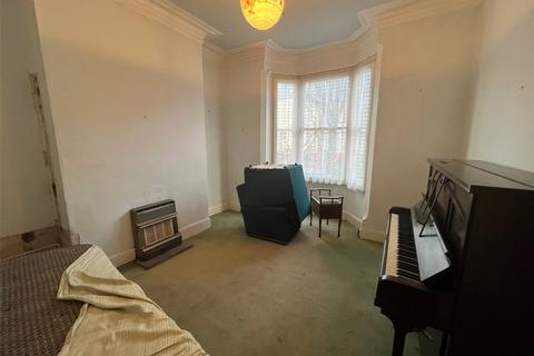 37 Wanderers Avenue, Wolverhampton, WV2 3HL
