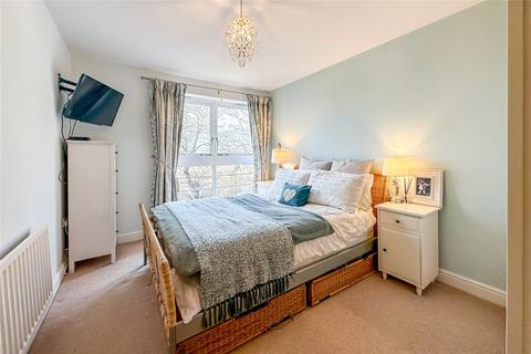 2 bedroom apartment for sale, Astwick Manor, Coopers Green Lane, Hatfield, Hertfordshire, AL10