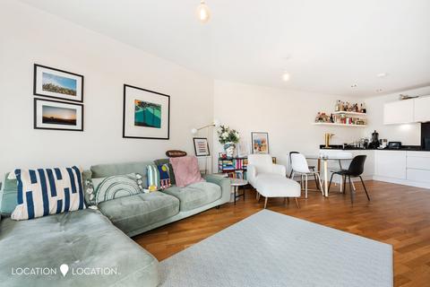2 bedroom flat for sale, Selsea Place, Essence House Selsea Place, N16