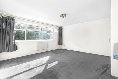 undefined, New Court, Surrey KT15