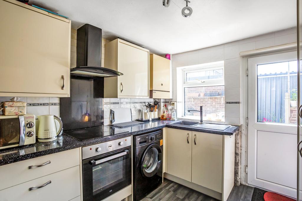 Kitchen 2