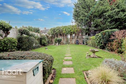 28 Waddon Way, Croydon, CR0 4HU