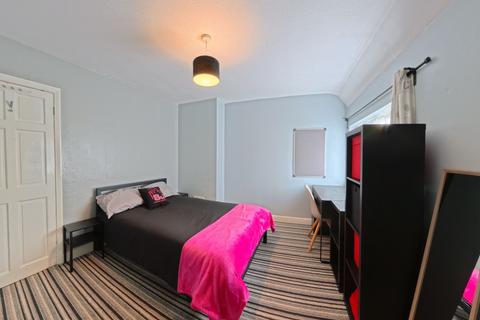 Hillside, BRIGHTON BN2