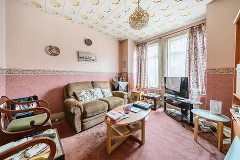 55 Glenfield Road, London, W13 9JZ