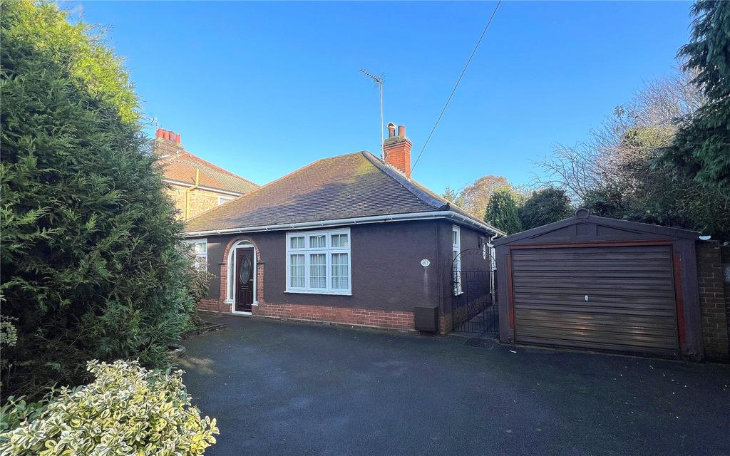 Norwich Road, Ipswich, Suffolk, IP1 2 bed bungalow for sale £275,000