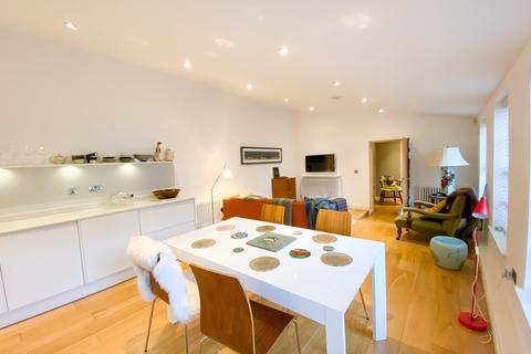 3 bedroom mews to rent - West Silvermills Lane, Stockbridge, Edinburgh, EH3