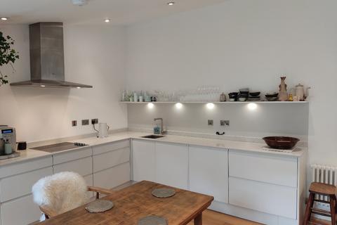 2 bedroom mews to rent, West Silvermills Lane, Stockbridge, Edinburgh, EH3