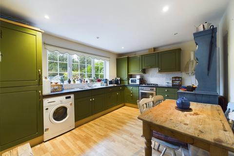 4, London Court Lynton Road, Combe Martin, Ilfracombe, EX34 0NA