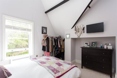2 bedroom flat to rent - Hollin Lane, Far Headingley, Leeds, LS16