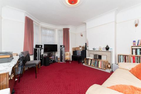 5 The Ride, Brentford, TW8 9LB
