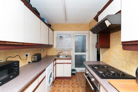 5 The Ride, Brentford, TW8 9LB