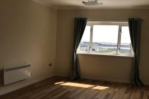 2 bedroom flat to rent - Maritime House, Dock View Road, Barry, The Vale Of Glamorgan. CF63 4LQ