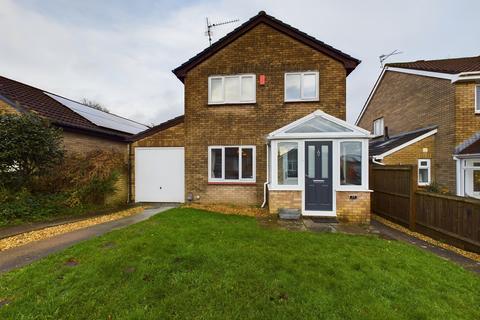 4 bedroom detached house for sale, Camelot Way, Thornhill, Cardiff. CF14