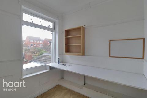 3 bedroom end of terrace house to rent, Wherstead Road, Ipswich