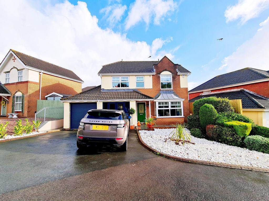 Libby Way, Mumbles, Swansea, City And County of Swansea. 4 bed detached