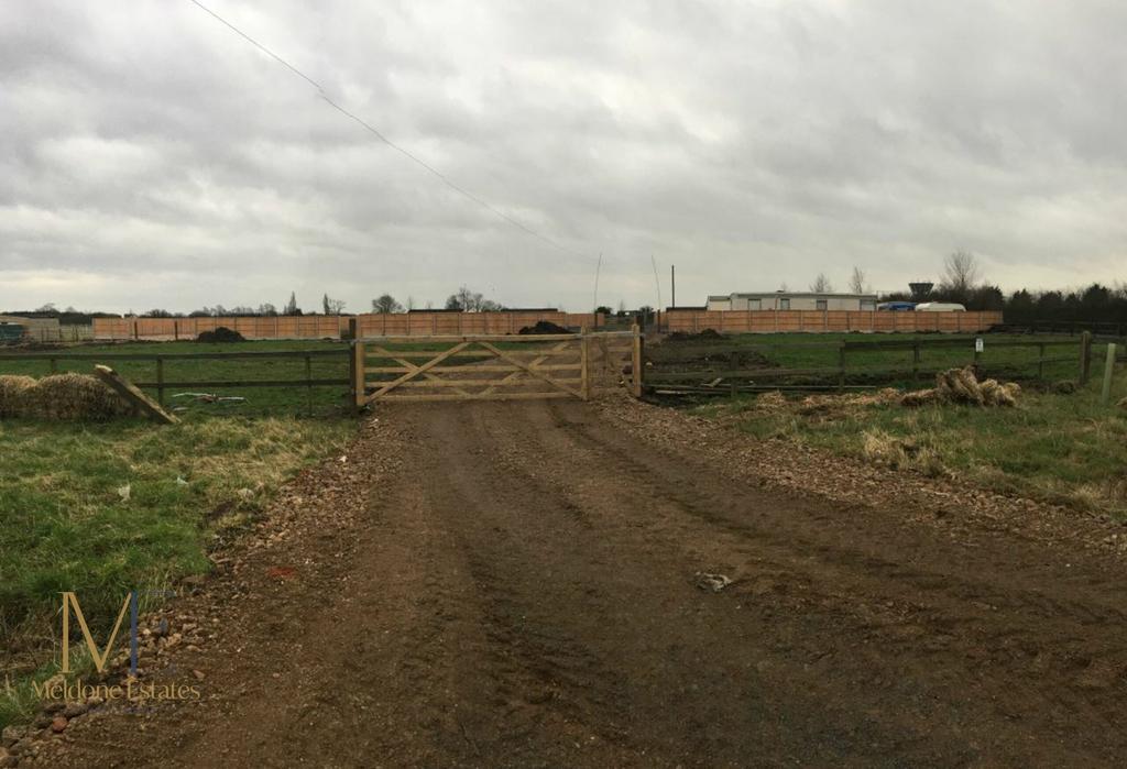 Gates 2.JPG