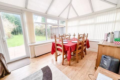 3 bedroom semi-detached house for sale - Sutton Oak Road, Sutton Coldfield, B73 6TQ