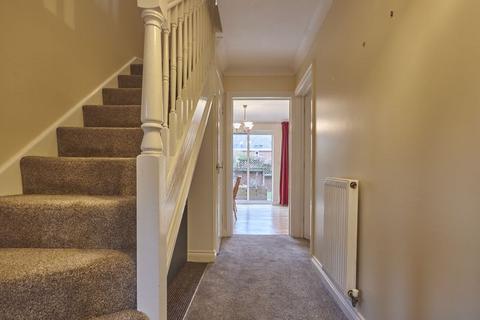 3 bedroom terraced house for sale, Heraldry Way, Exeter