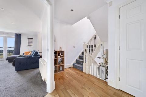 60 Beacon View, Standish, Wigan, WN6 0RL