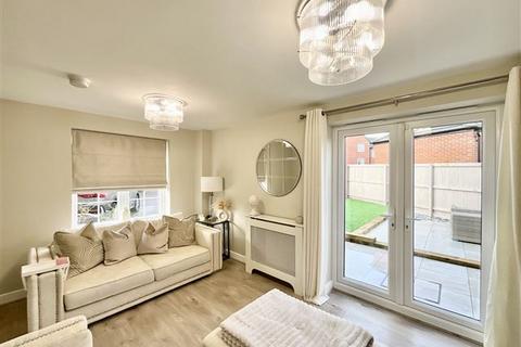 3 bedroom semi-detached house for sale, Davy Grove, Halfway, Sheffield, S20 4AG