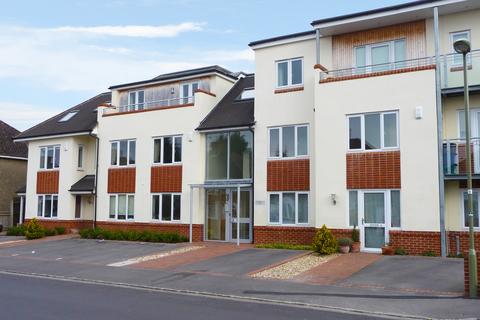 2 bedroom apartment to rent, Queens Court, East Oxford, OX4