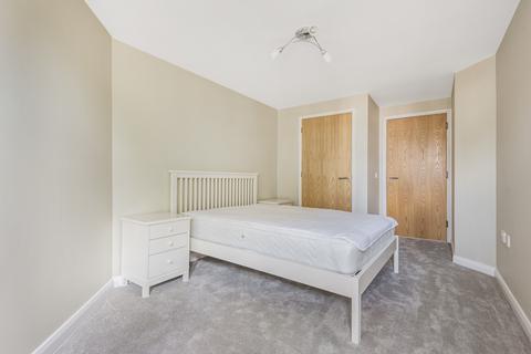2 bedroom apartment to rent, Queens Court, East Oxford, OX4