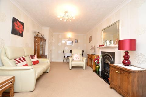 2 bedroom bungalow for sale - Westvale Mews, Leeds, West Yorkshire