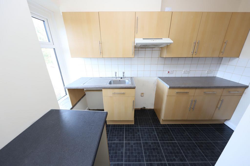 Maerdy, Ferndale CF43 2 bed flat to rent £495 pcm (£114 pw)