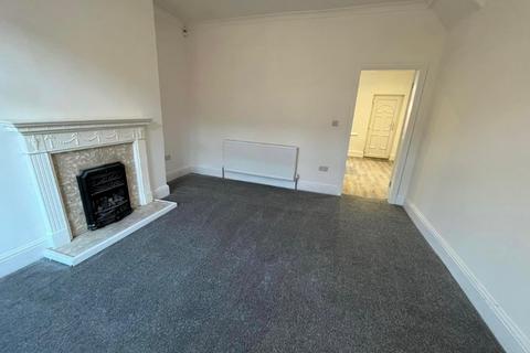 3 bedroom terraced house to rent, Bolton BL2