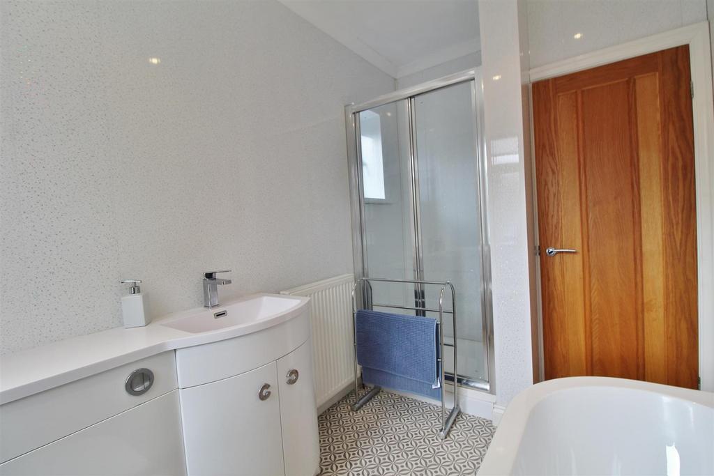 Bath 1.JPG