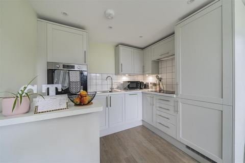 Panorama Highcliffe Close, Seaton, EX12 2QA
