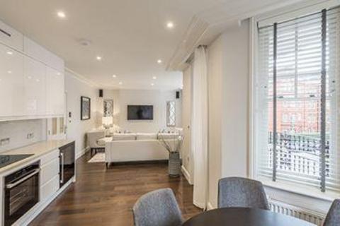 3 bedroom flat to rent, King Street, London