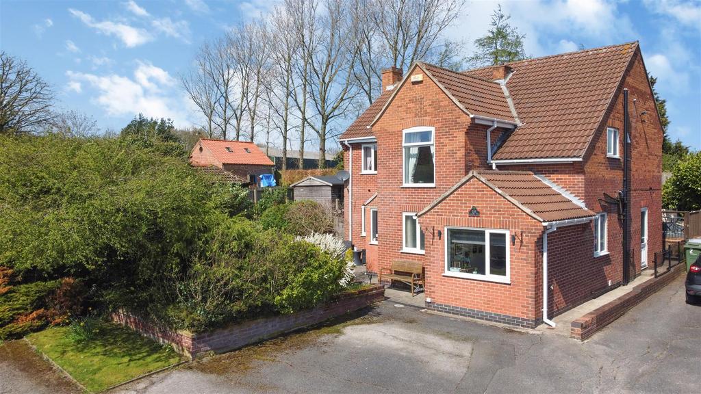 The Gables, Windmill Way, Blidworth 4 bed detached house for sale £