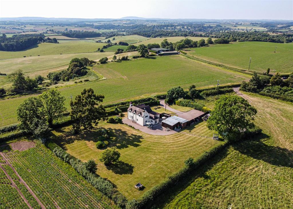 The Cross, High Grosvenor, Claverley, Bridgnorth 3 bed detached house for sale £725,000