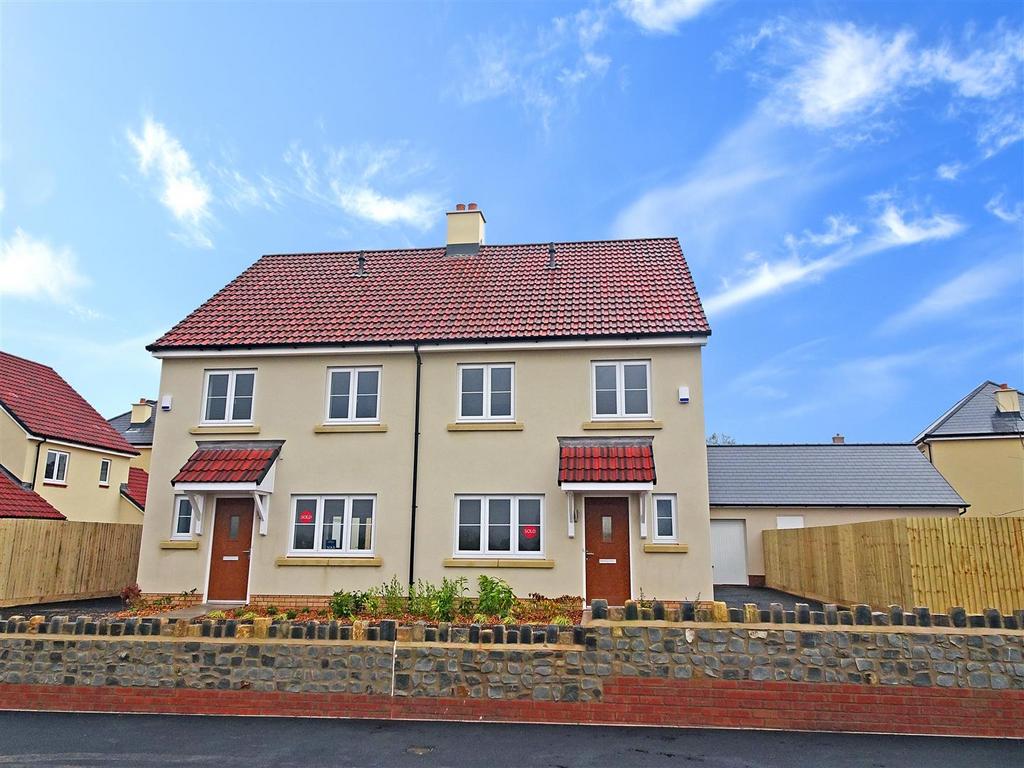 Killams Park 3 bed semidetached house £1,200 pcm (£277 pw)