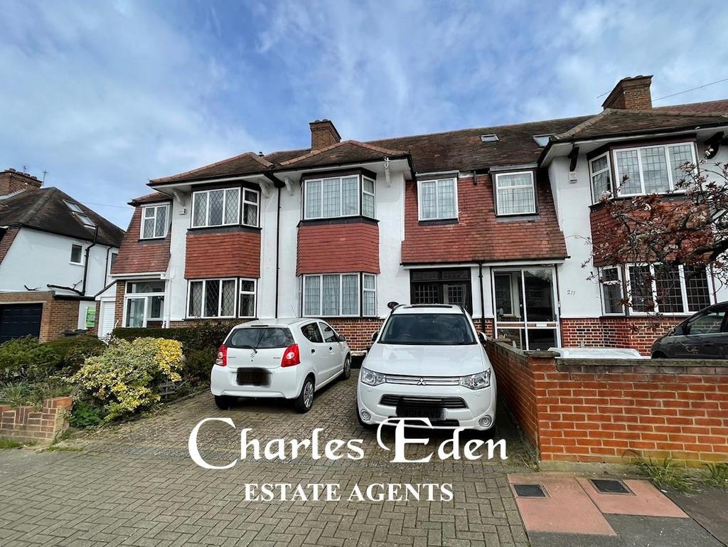 Eden Park Avenue, Beckenham BR3 3 bed terraced house for sale £650,000