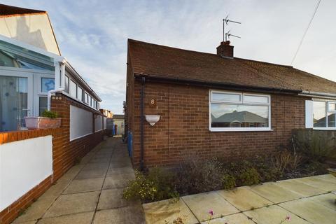 8 Bempton Drive, Bridlington, YO16 7HG