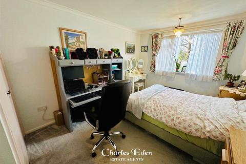 2 bedroom flat for sale, Cambria, Beckenham BR3