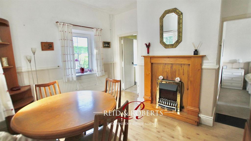 Celyn Drive, Caergwrle 2 bed cottage for sale £175,000