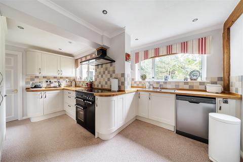 3 bedroom detached house for sale, Stonegallows, Taunton